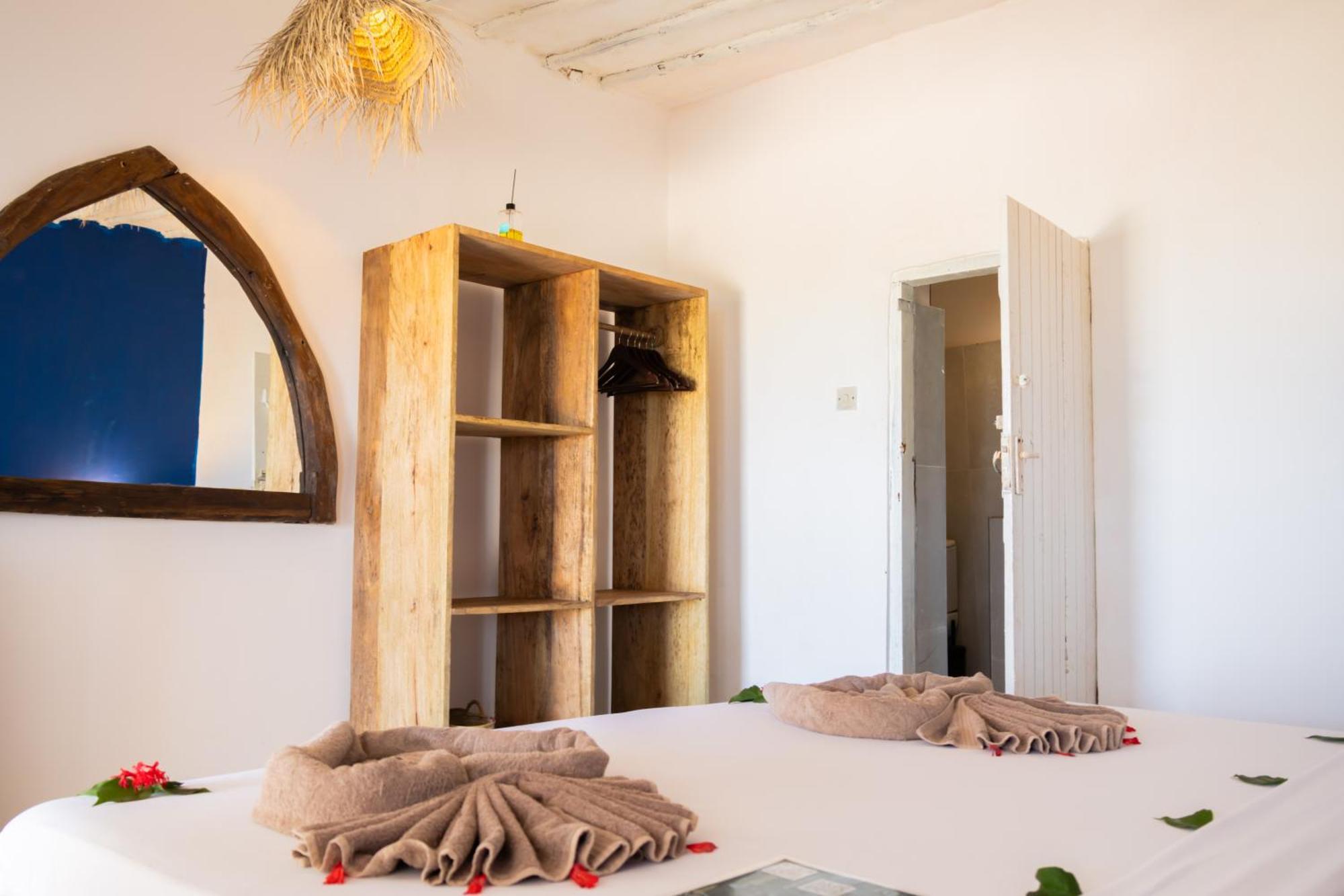 Pili Pili Beach Bungalows Джамбиани Екстериор снимка