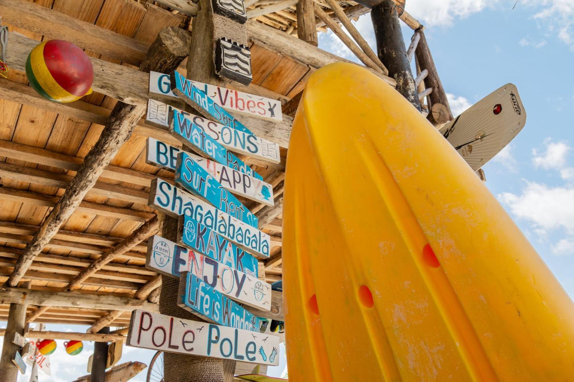 Pili Pili Beach Bungalows Джамбиани Екстериор снимка