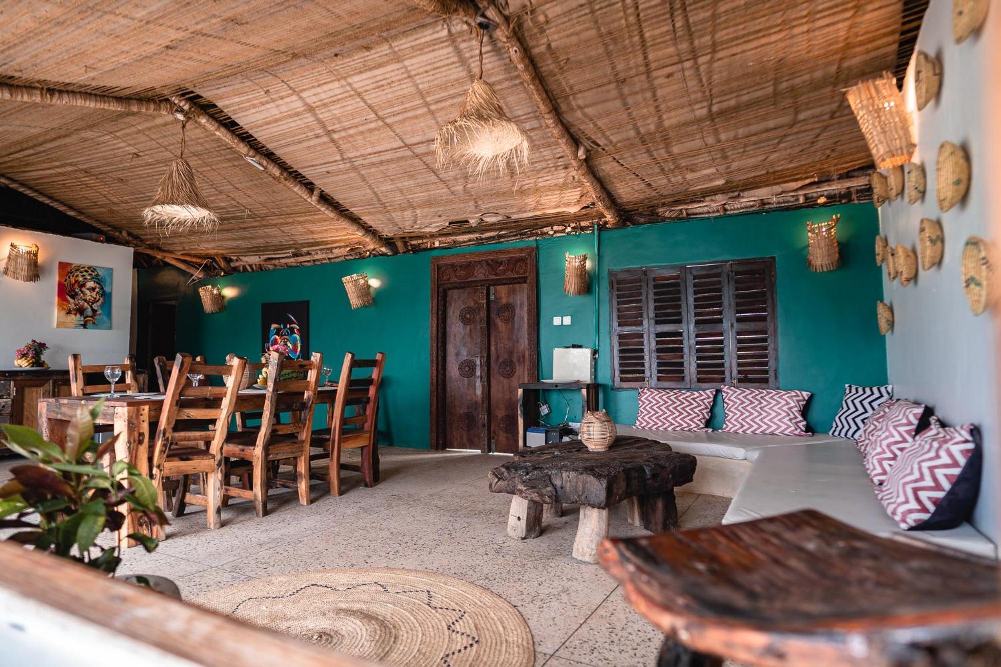 Pili Pili Beach Bungalows Джамбиани Екстериор снимка