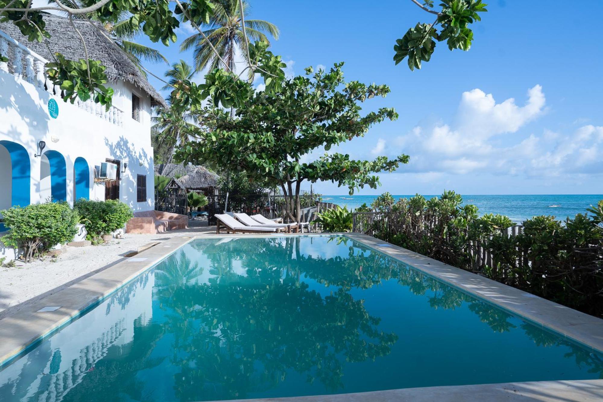 Pili Pili Beach Bungalows Джамбиани Екстериор снимка